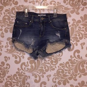 DayTrip Taurus boyfriend shorts